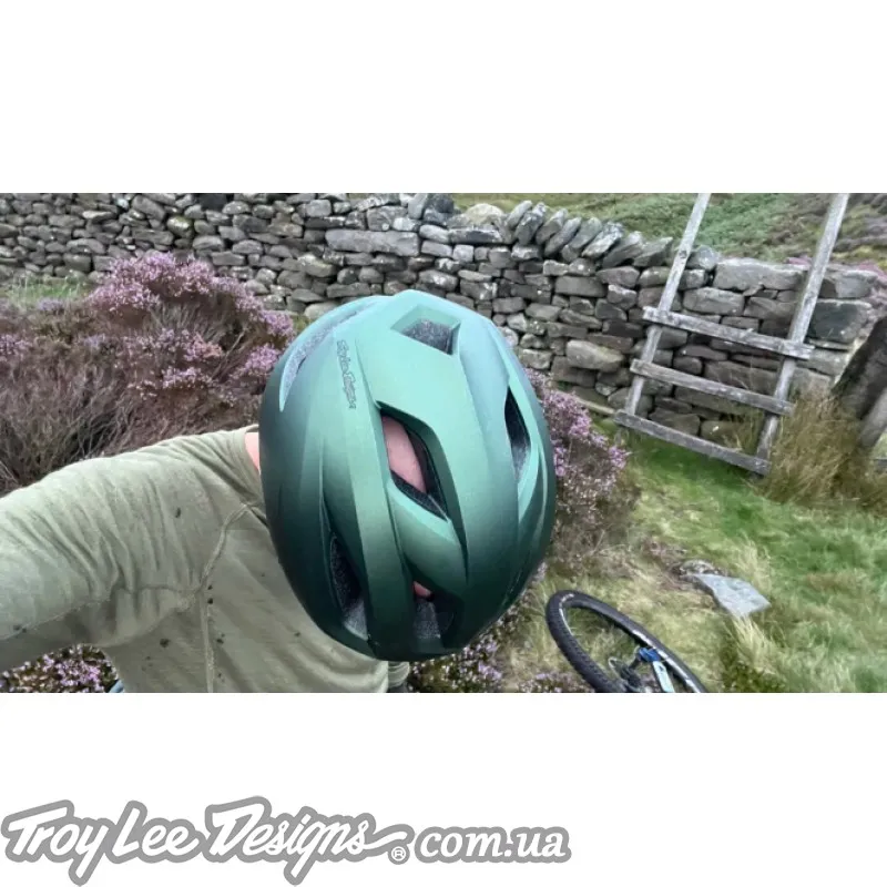 Вело шолом TLD GRAIL HELMET BADGE [FOREST GREEN] 