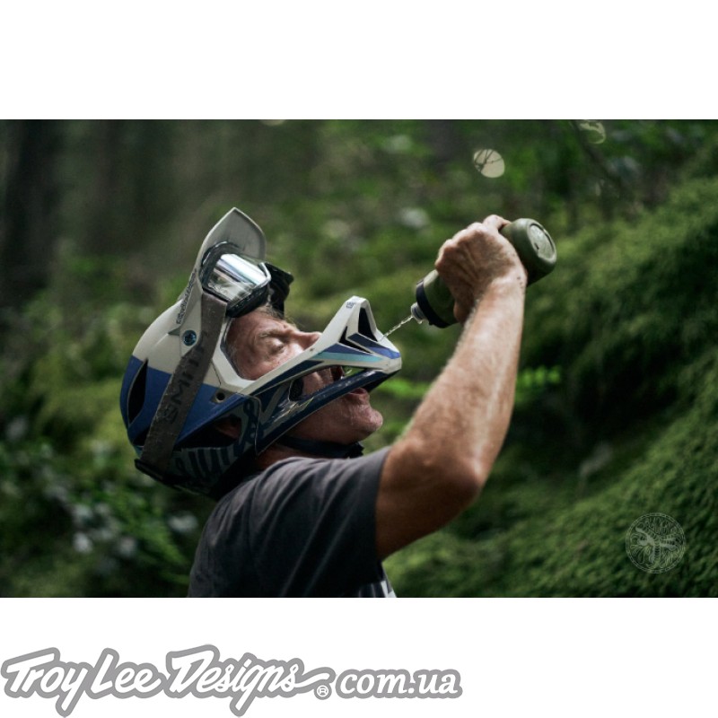 Вело шолом TLD STAGE HELMET; STEALTH [CAPER]